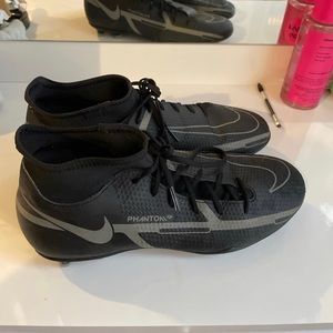 nike phantom soccer cleats